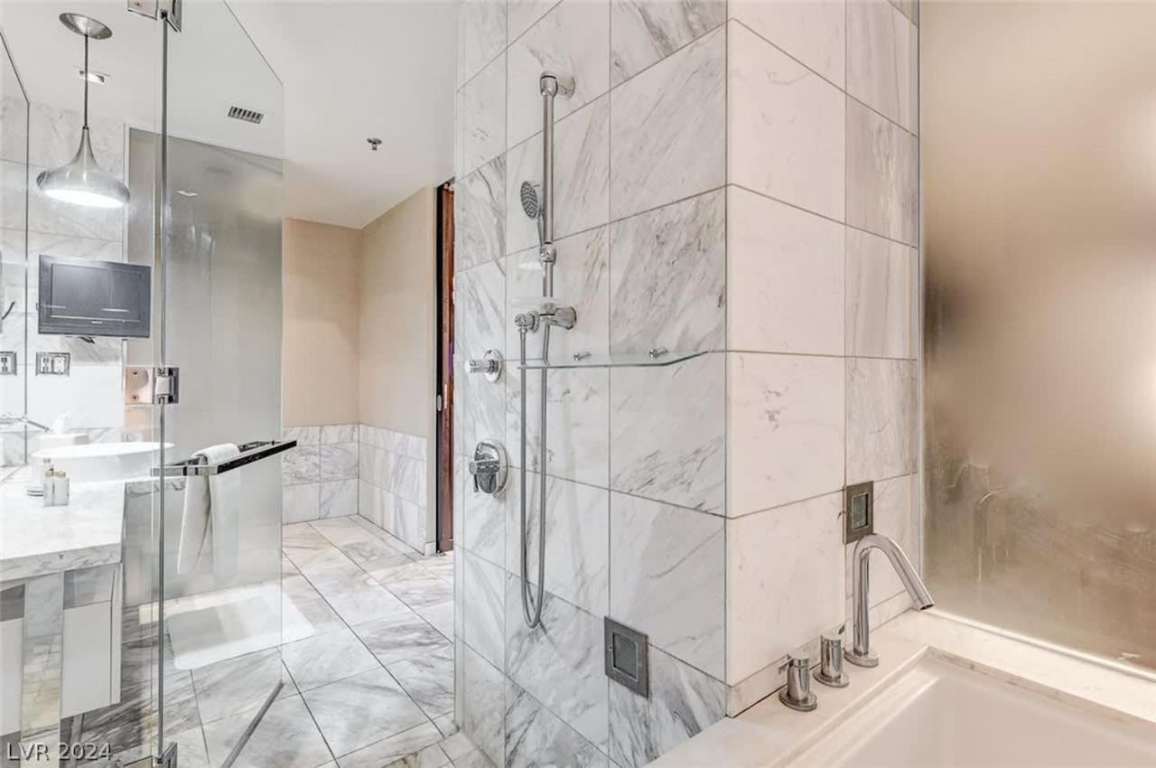 Apartamento Luxurious Balcony Access 26319