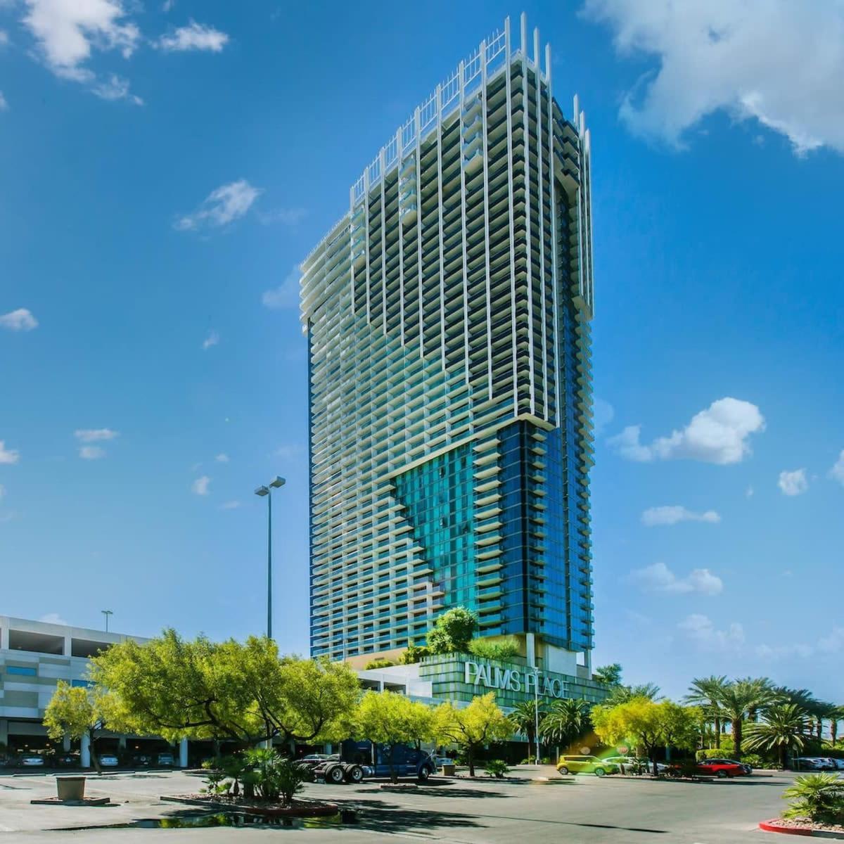 Luxurious Balcony Access 26319 Apartamento